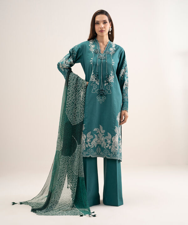3 Piece - Embroidered Lawn Suit