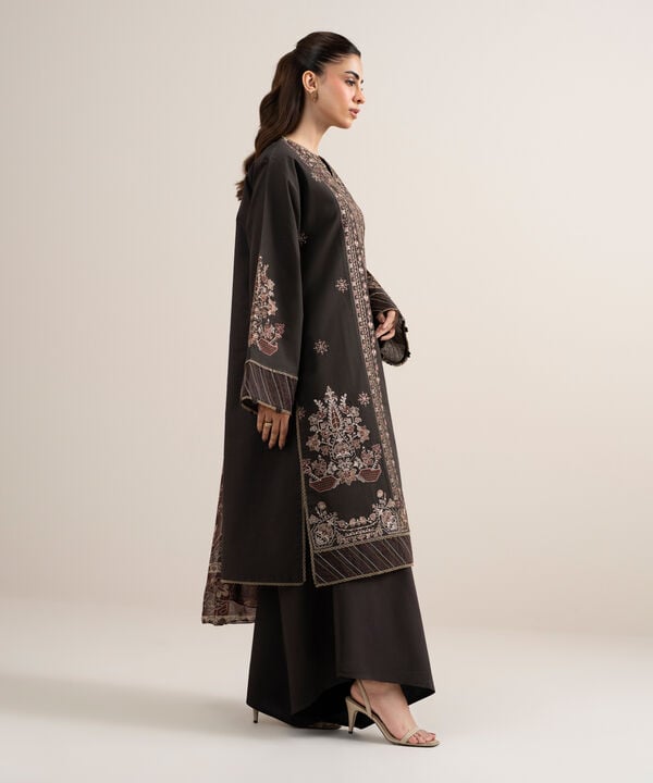 3 Piece - Embroidered Lawn Suit
