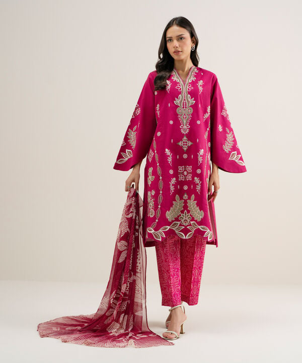 3 Piece - Embroidered Lawn Suit