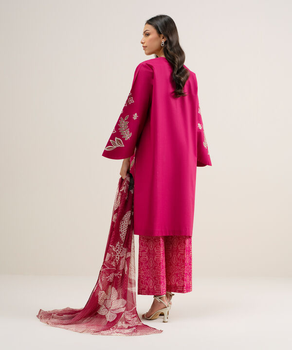 3 Piece - Embroidered Lawn Suit