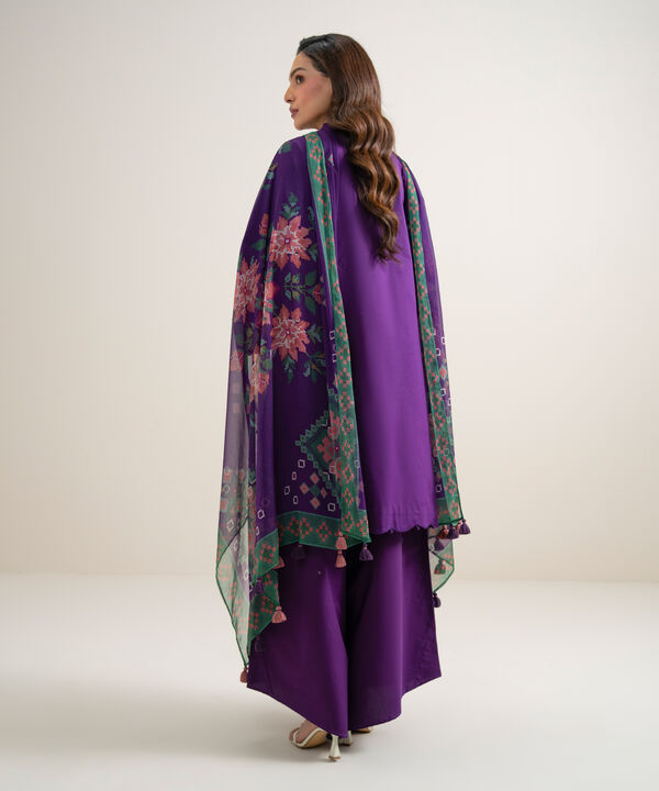 3 Piece - Embroidered Lawn Suit