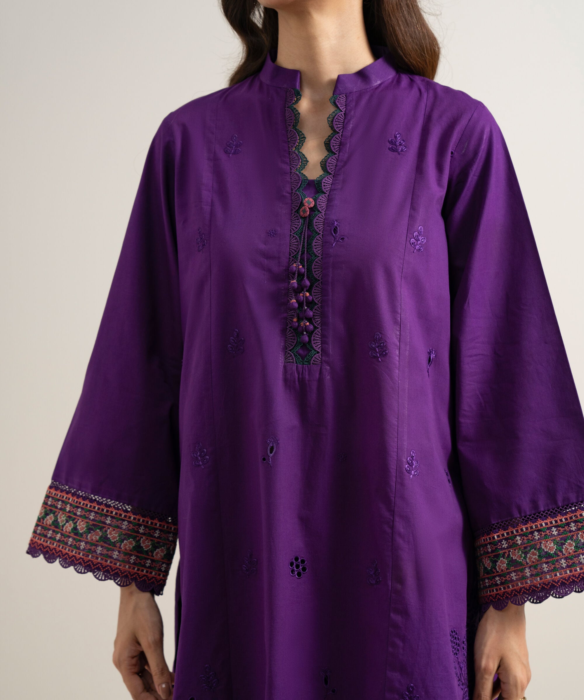 3 Piece - Embroidered Lawn Suit 3PESTS26V715