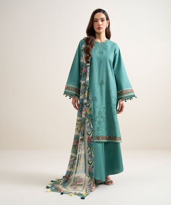 3 Piece - Embroidered Lawn Suit
