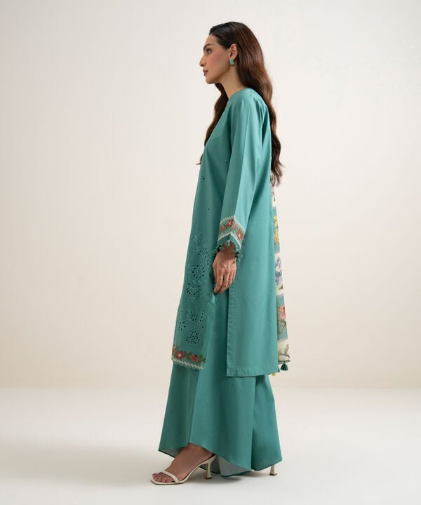 3 Piece - Embroidered Lawn Suit