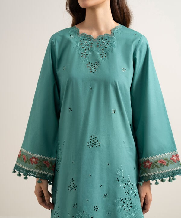 3 Piece - Embroidered Lawn Suit