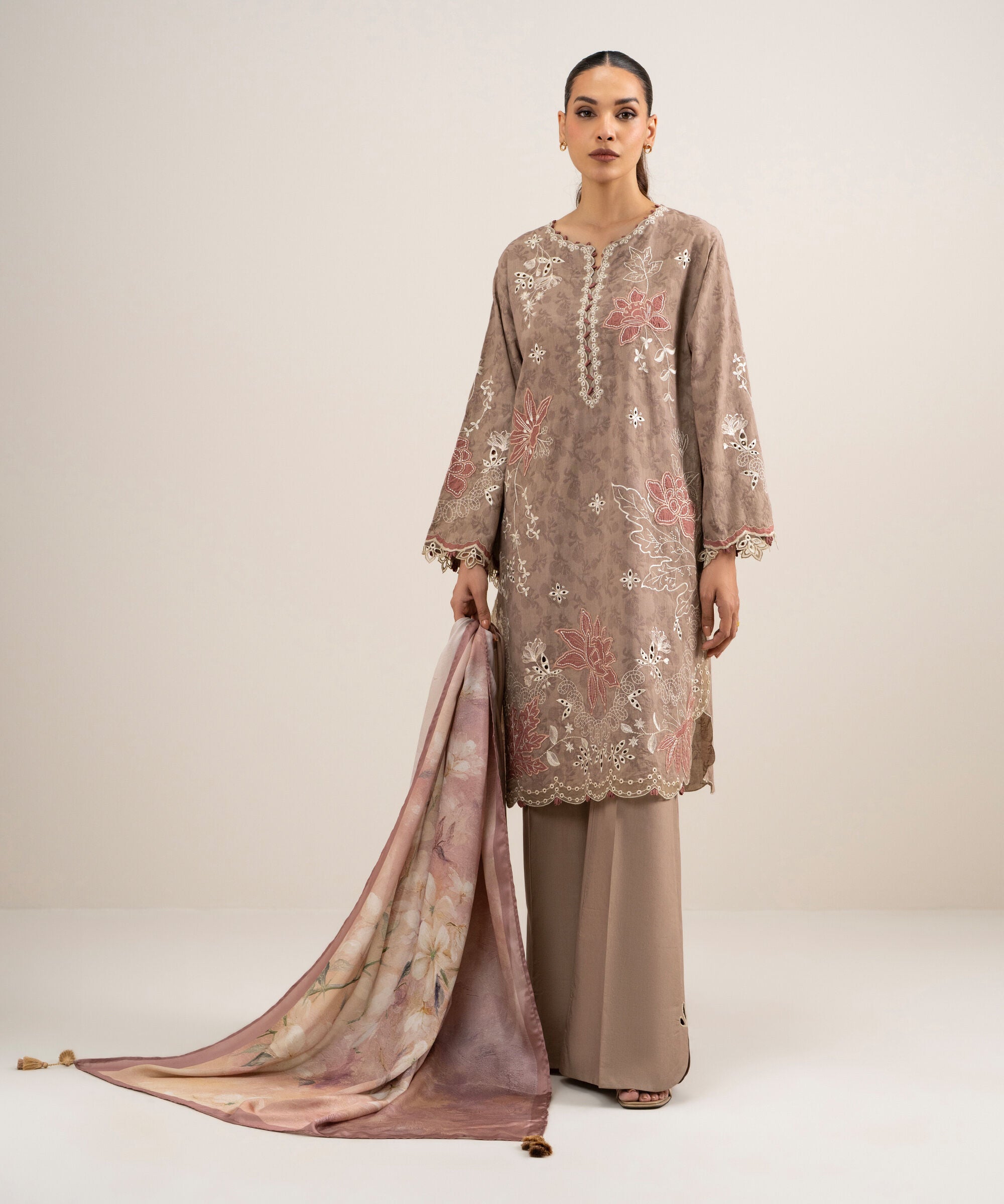 3 Piece - Embroidered Jacquard Suit 3PESTS26V717