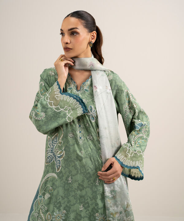 3 Piece - Embroidered Jacquard Suit