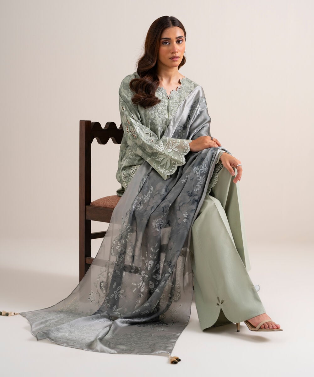 3 Piece - Embroidered Jacquard Suit 3PESTS26V719