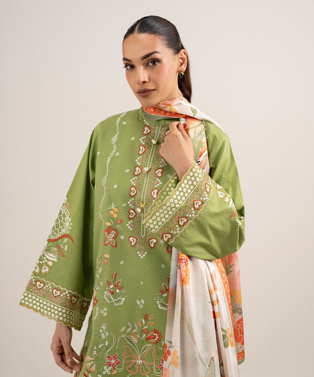3 Piece - Embroidered Arabic Jacquard Suit 3PESTS26V722