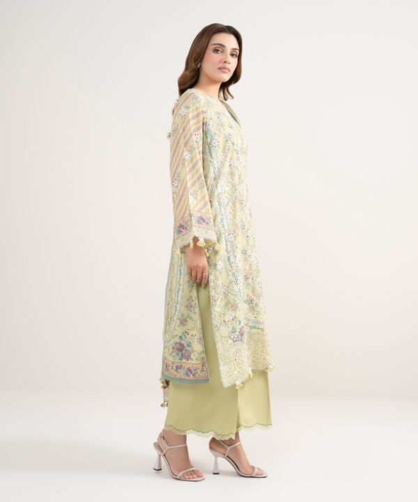 3 Piece - Embroidered Lawn Suit