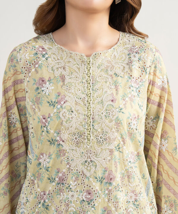 3 Piece - Embroidered Lawn Suit