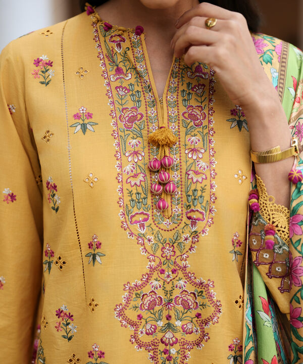 3 Piece - Embroidered Lawn Suit