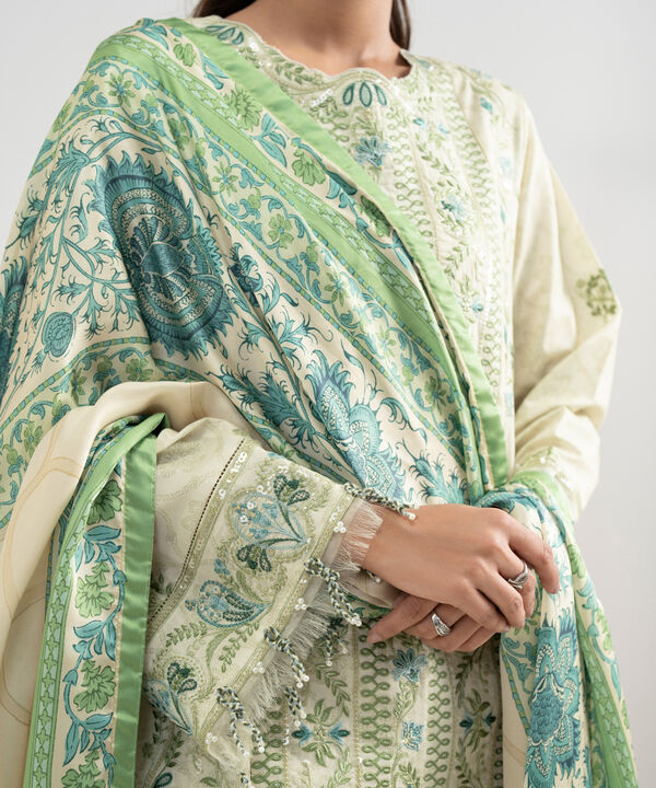 3 Piece - Embroidered Lawn Suit