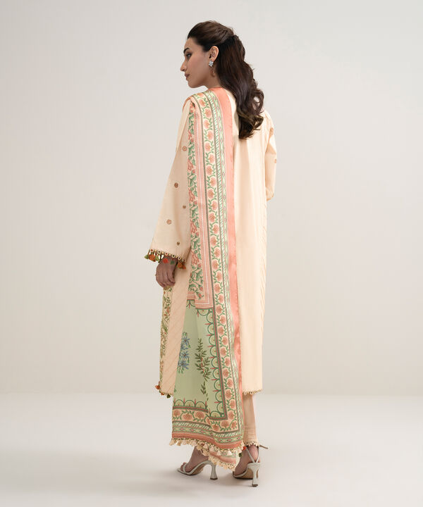 3 Piece - Embroidered Lawn Suit