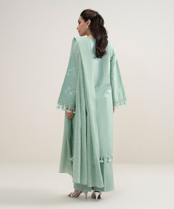 3 Piece - Embroidered Lawn Suit