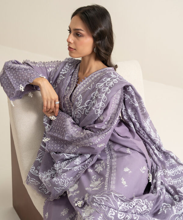 3 Piece - Embroidered Lawn Suit