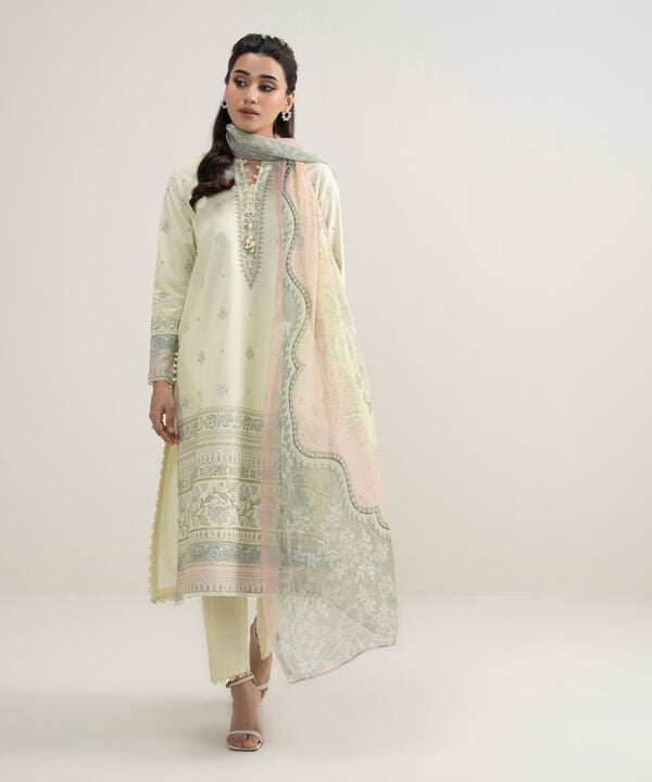 3 Piece - Embroidered Lawn Suit