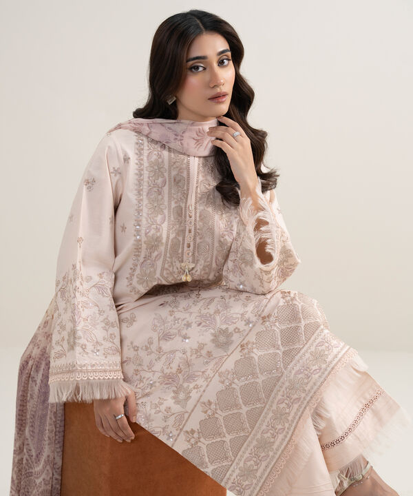 3 Piece - Embroidered Lawn Suit
