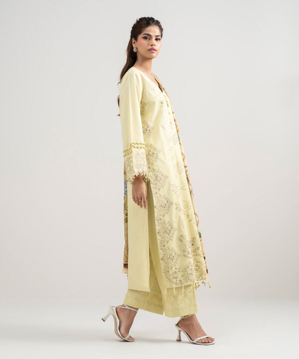 3 Piece - Embroidered Lawn Suit
