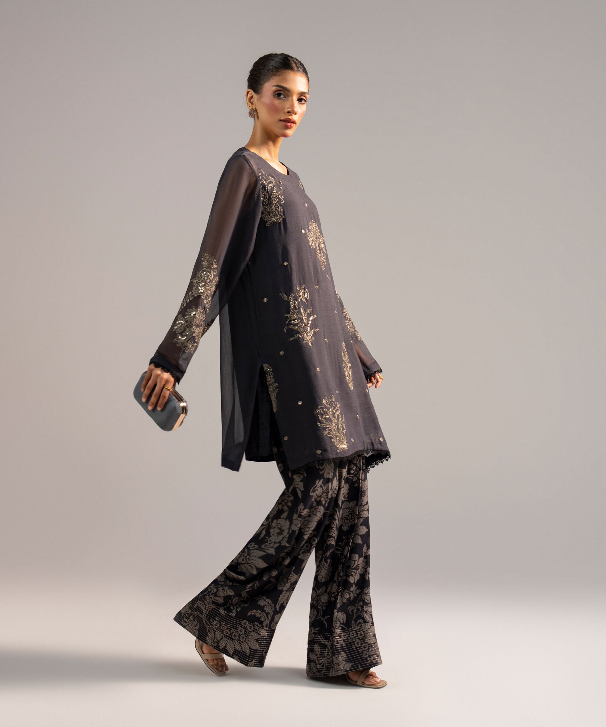 RTW 2 PC Suit 3SFS26FMV617