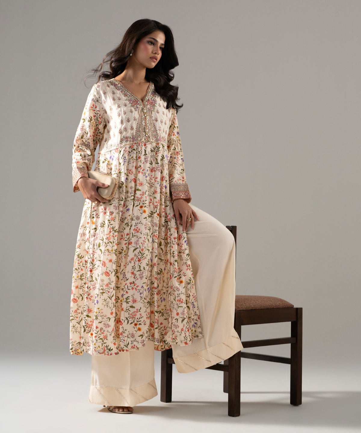2 Piece - Embroidered Raw Silk Suit 3SFW26STV106