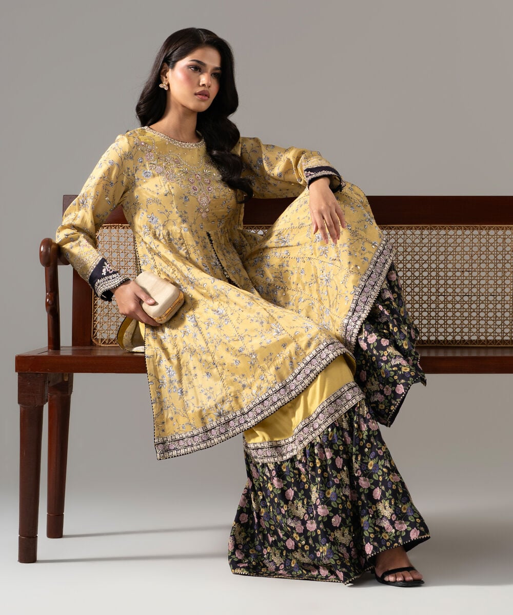 2 Piece - Embroidered Raw Silk Suit 3SFW26STV107