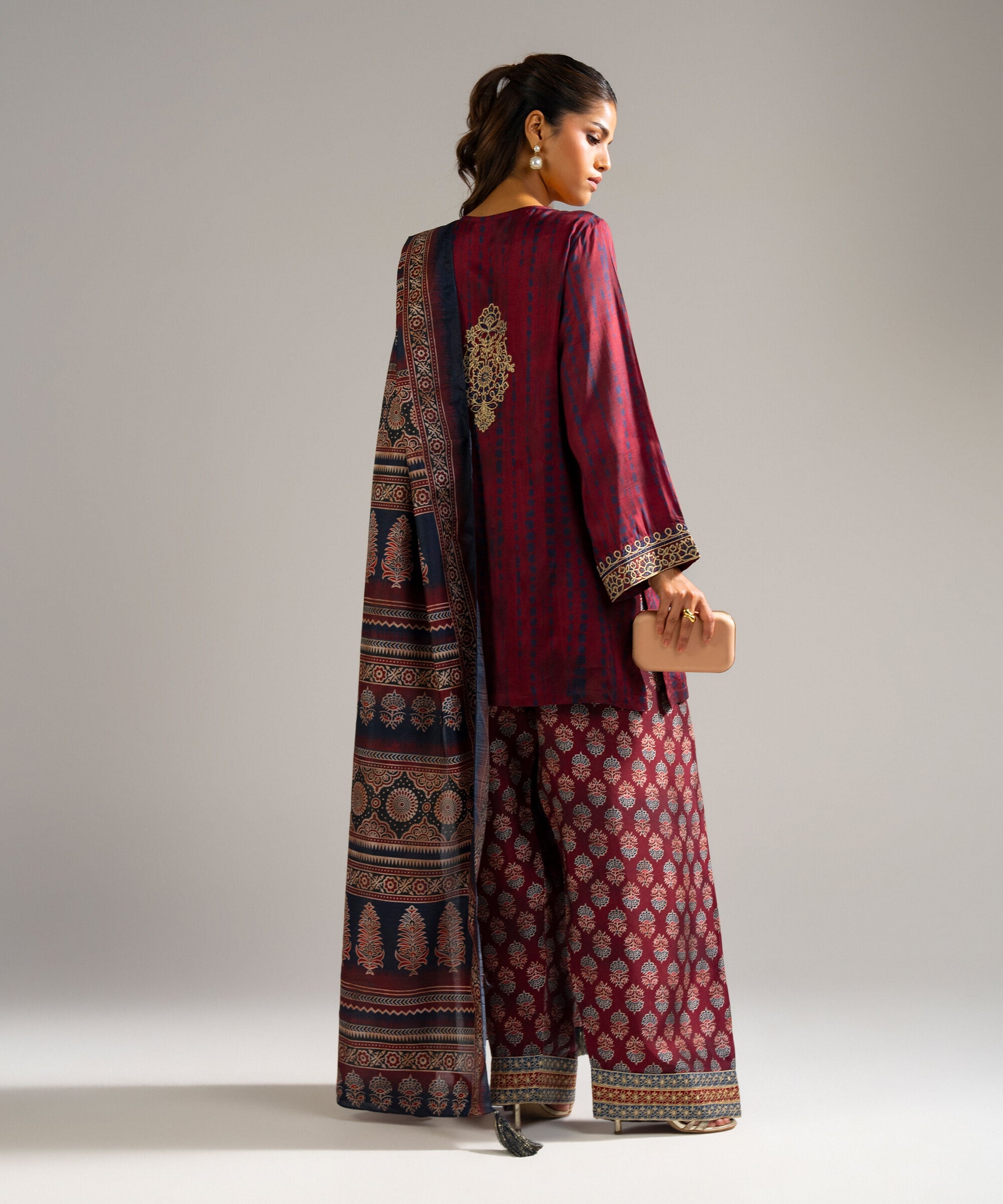 RTW 3 PC Suit 3SFW2FMHMV81