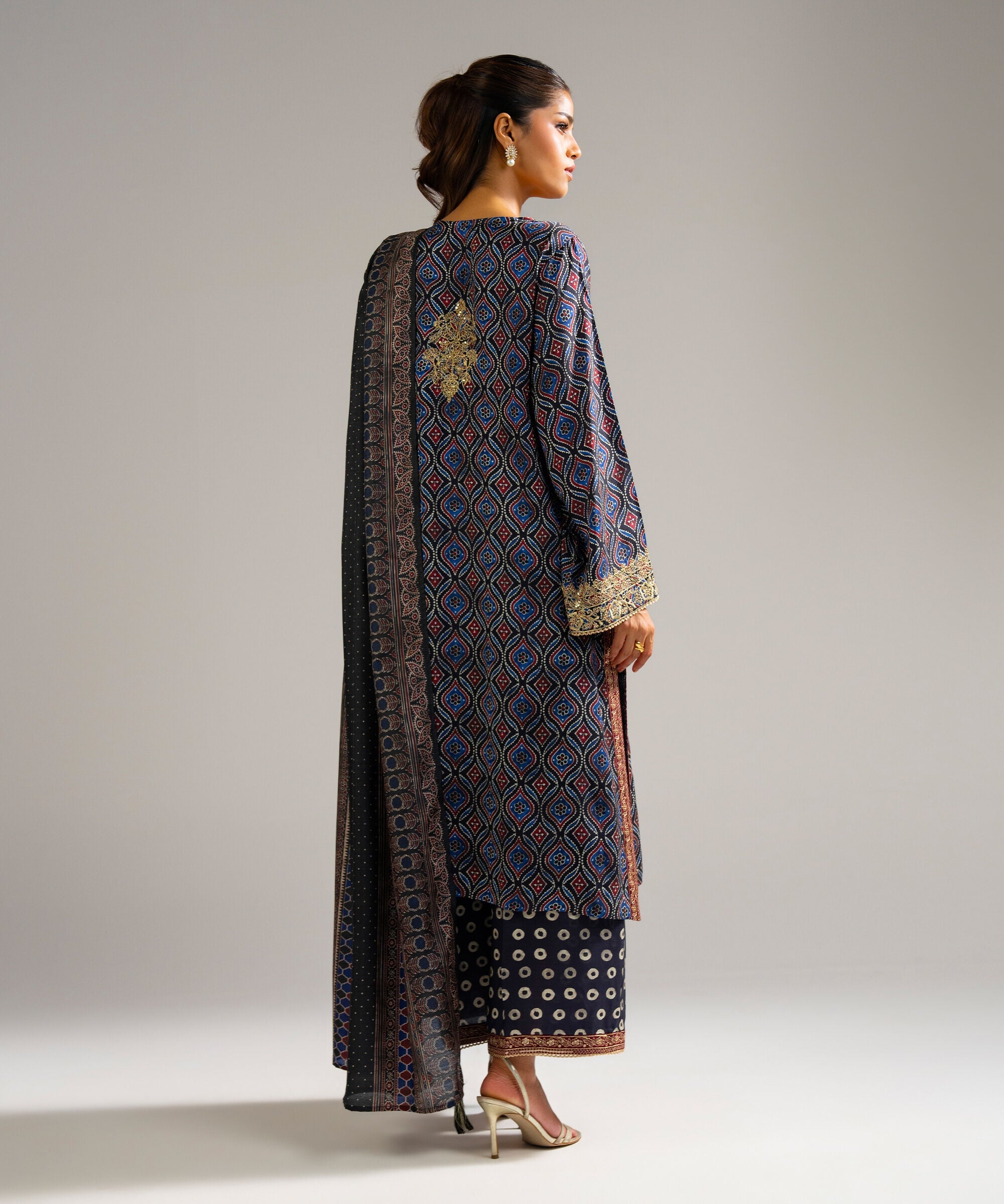 RTW 3 PC Suit 3SFW2FMHMV83