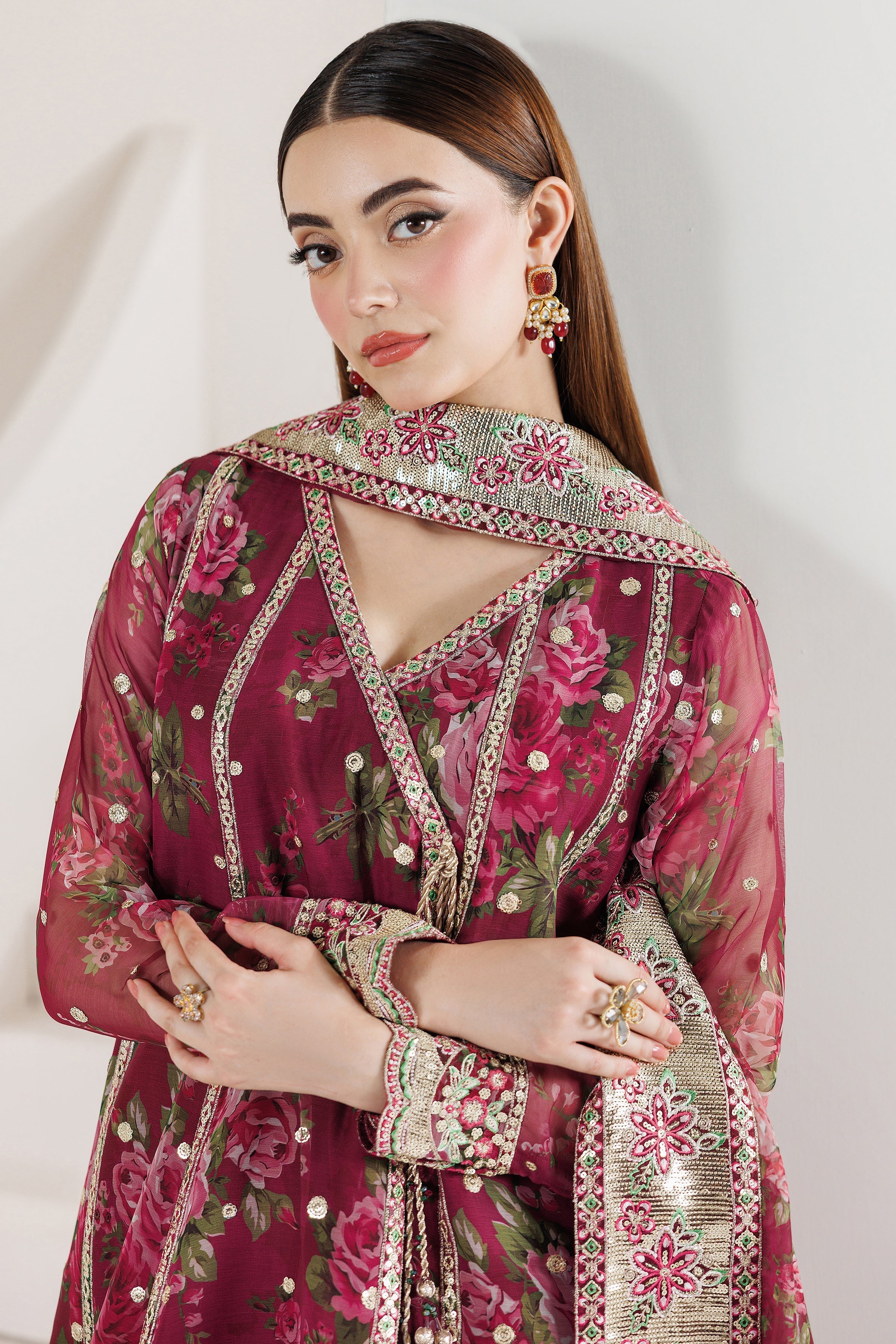 Farasha – Rouge Reign Style