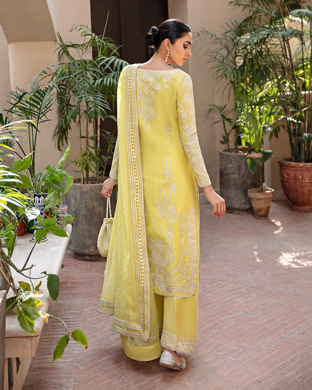 Faiza Saqlain