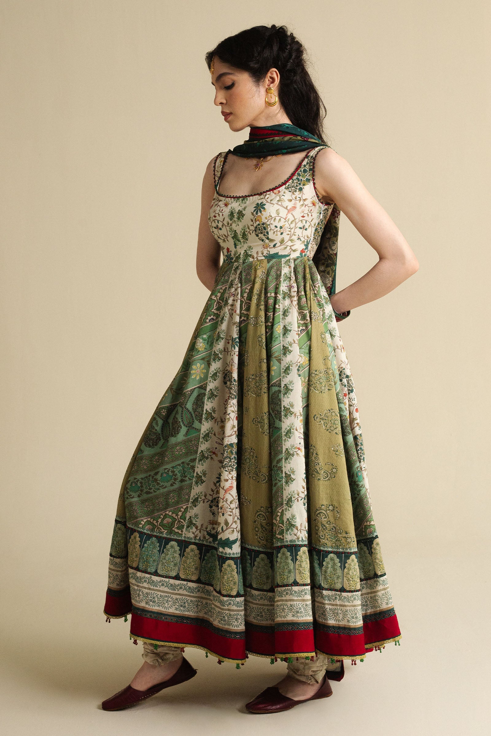 https://cdn.shopify.com/s/files/1/0340/8376/6405/files/3_e2396e1b-f471-4ab8-b8c3-d3b63151a49f.jpg?v=1746870329