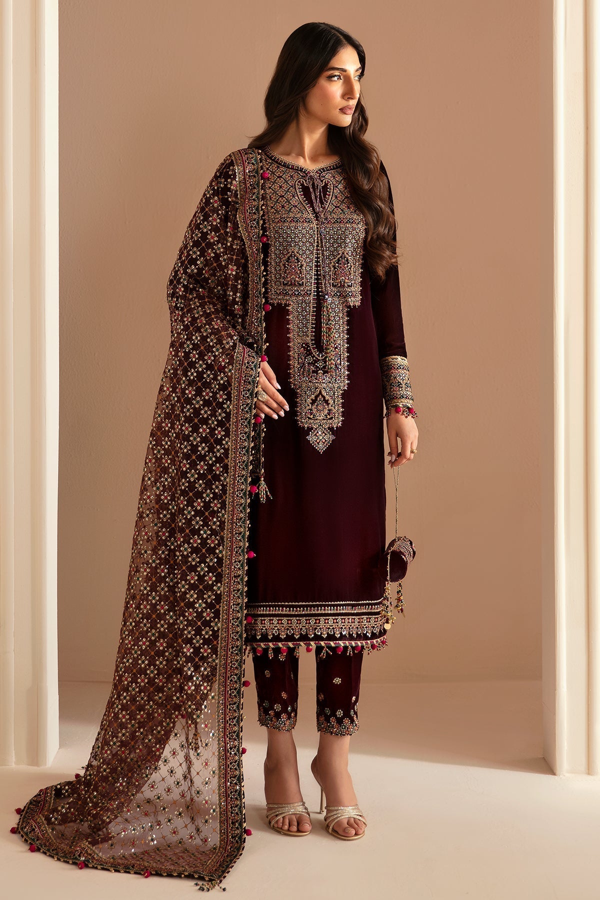 Mairaz Embroidered Velvet Suit — VF-2022
