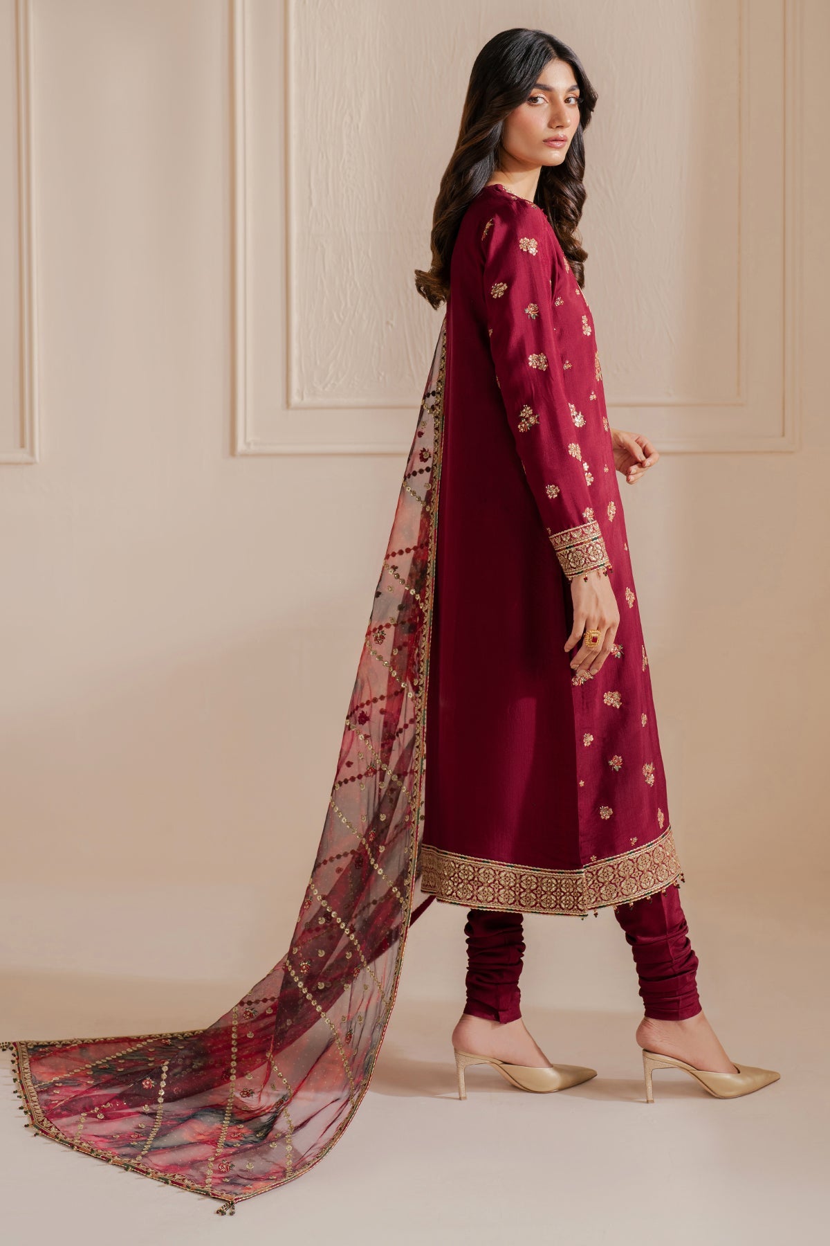 Embroidered Raw Silk Ur-7052