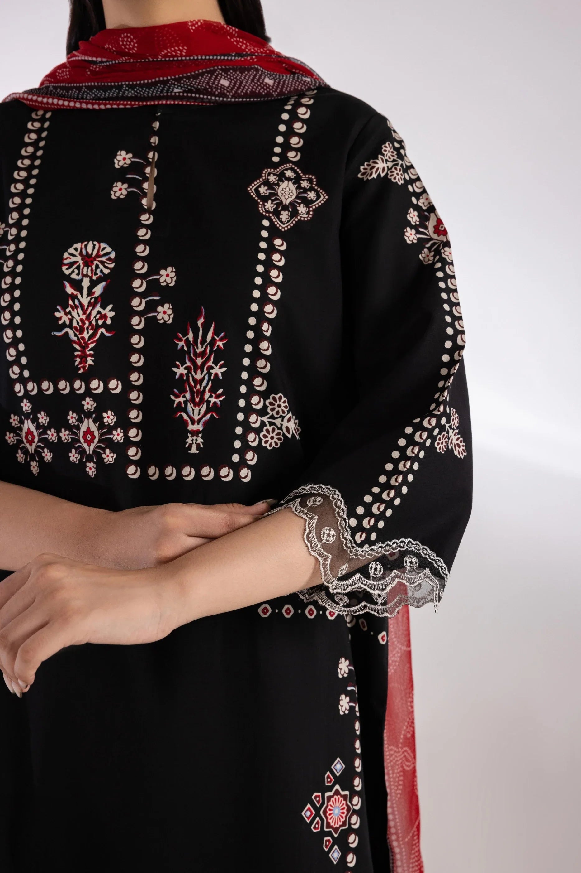 Stitched Mahay Lawn Suit