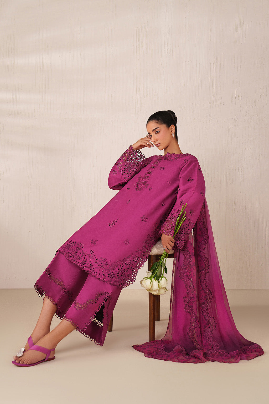UE-593 Embroidered Textured Lawn