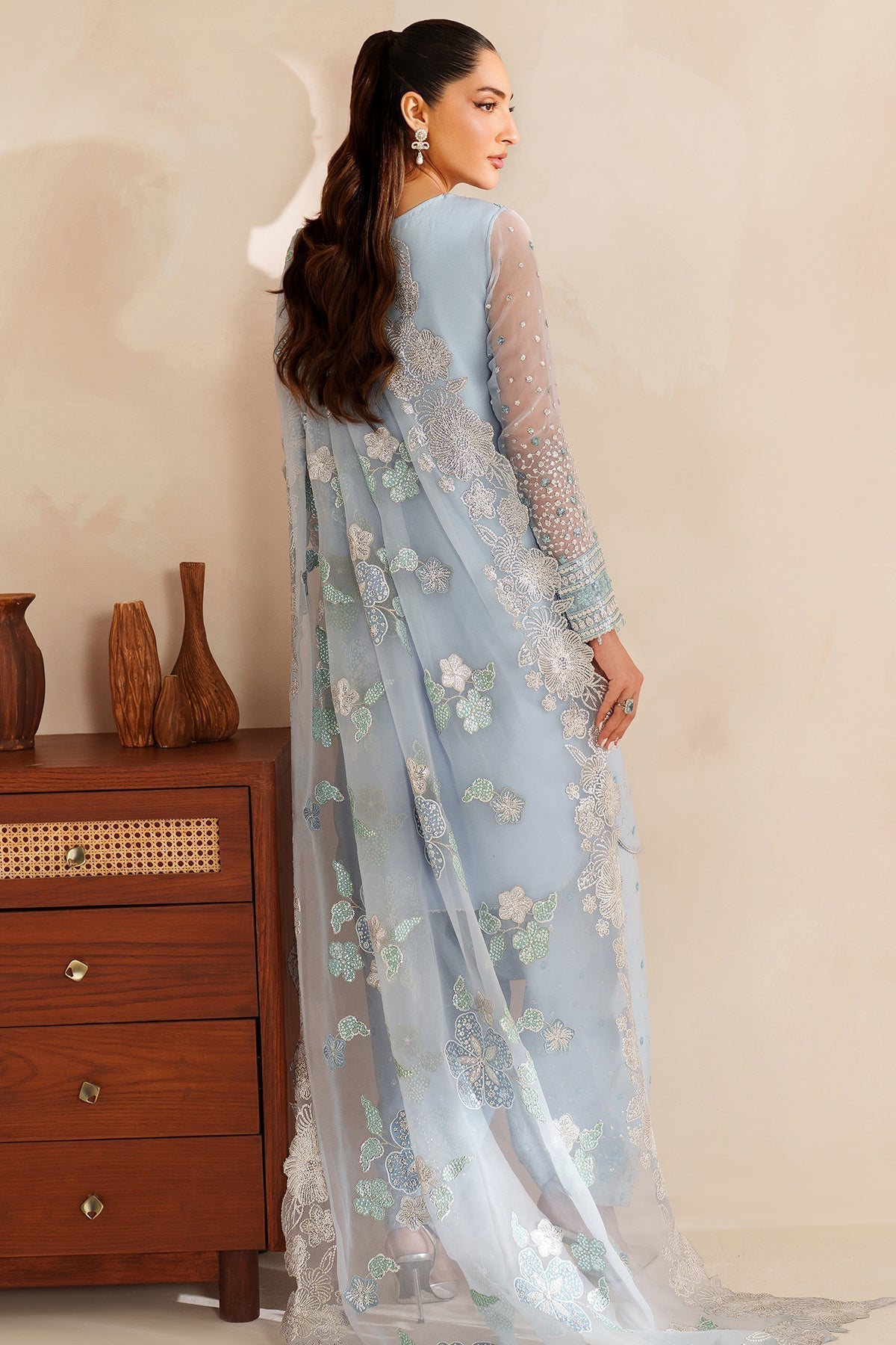 Farasha – Frosted Mist Style