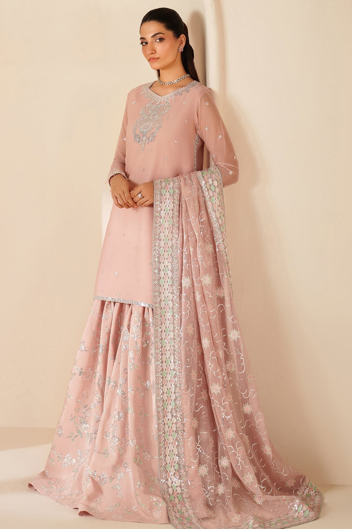Farasha – Serene Petal Style