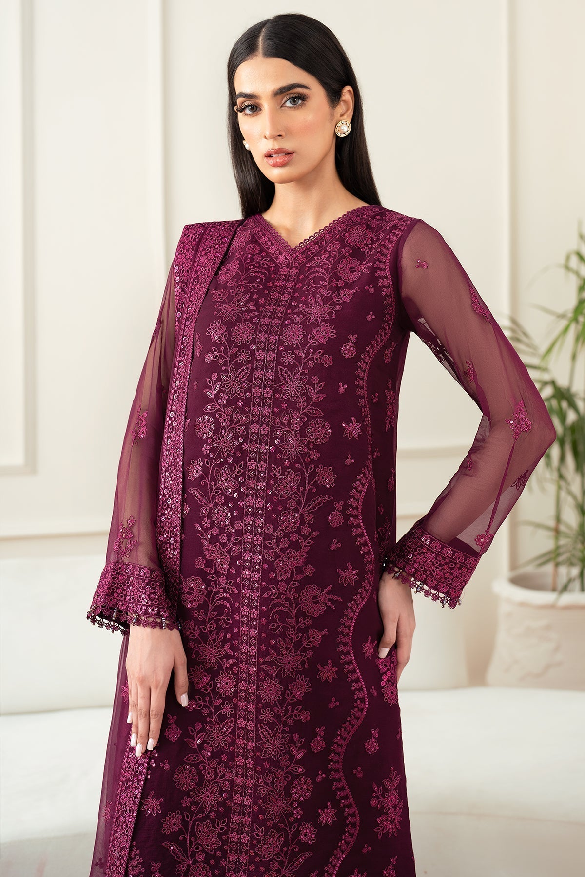 Farasha – Regal Violet Style