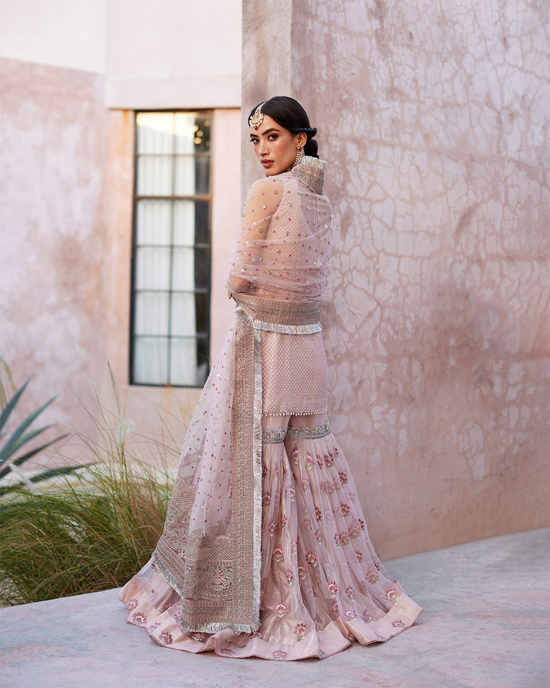 Faiza Saqlain – Eilees Style