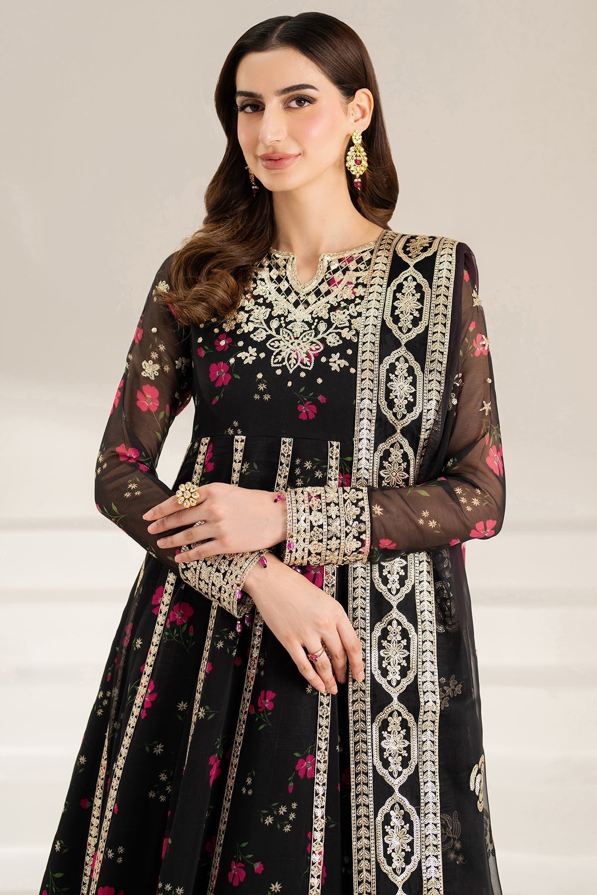 Farasha – Fuchsia Night Style