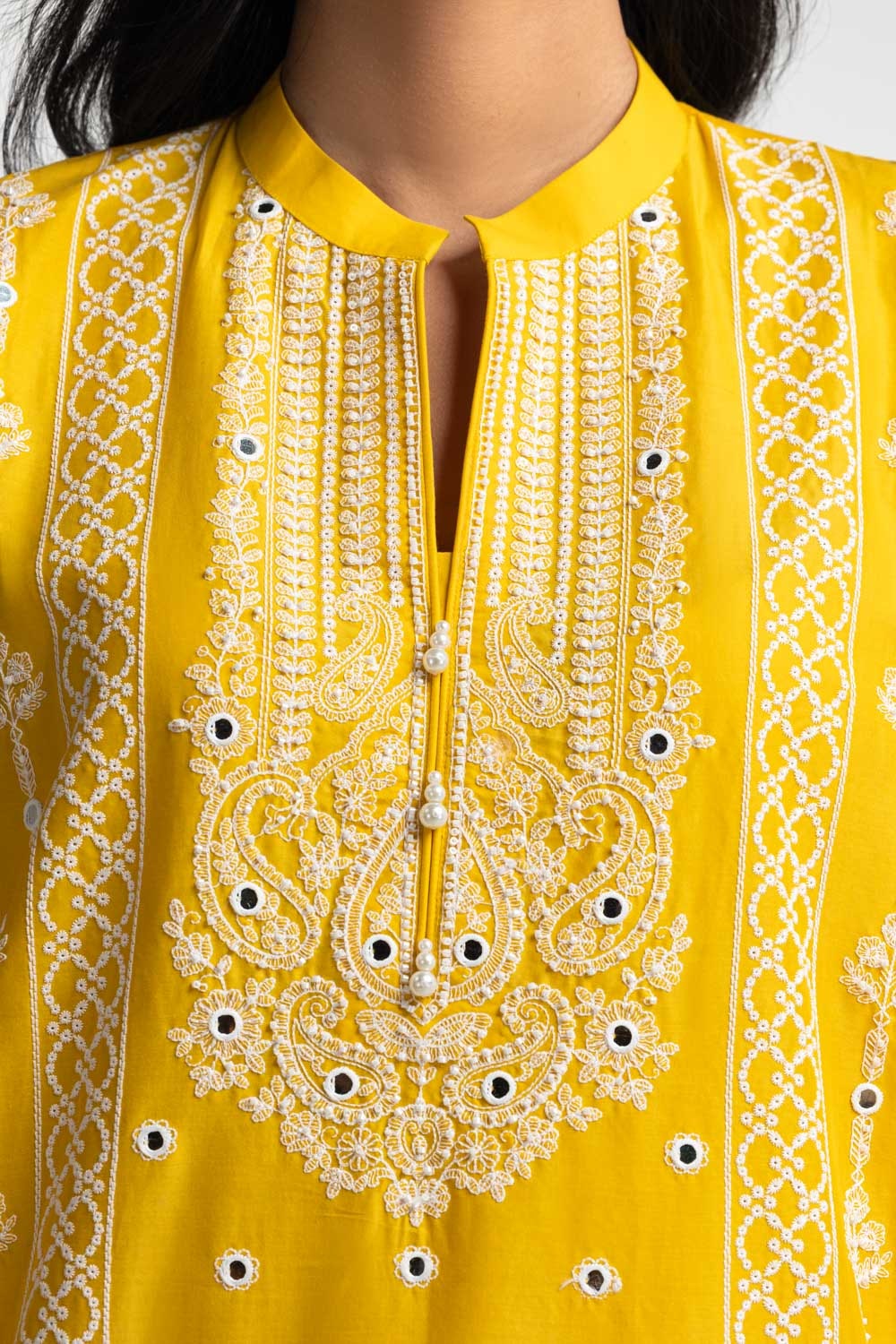 3PC Lawn Embroidered Suit