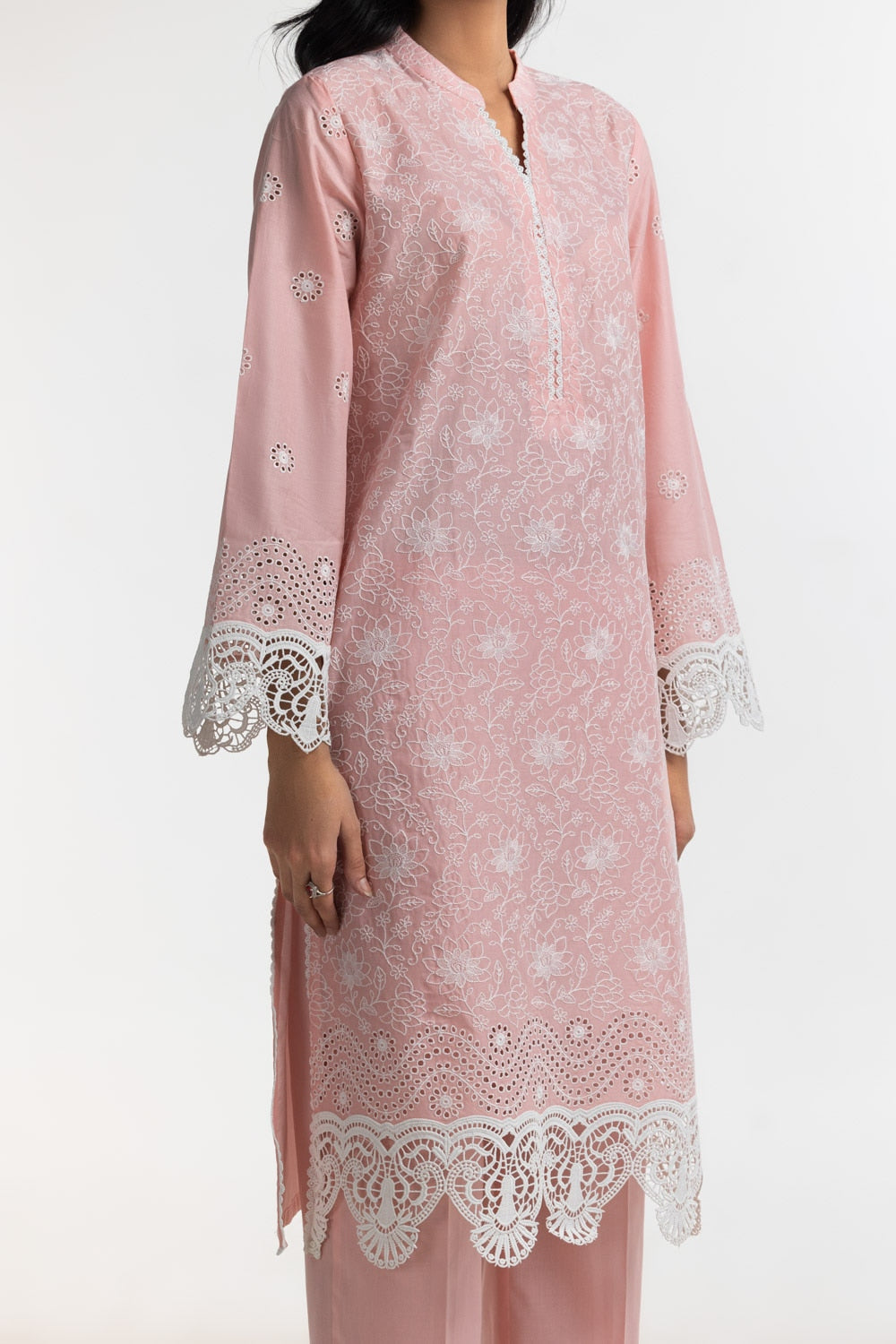 3Pc Lawn Embroidered Suit