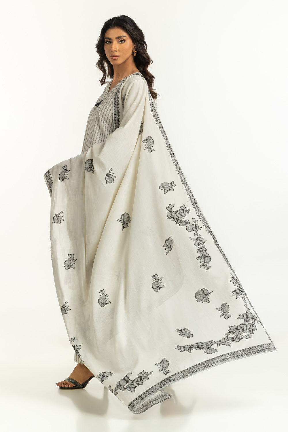 3PC Jacquard Embroidered Suit