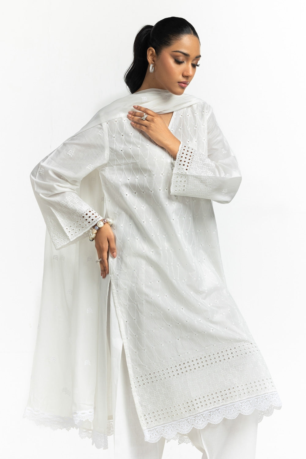 3PC Lawn Embroidered Suit