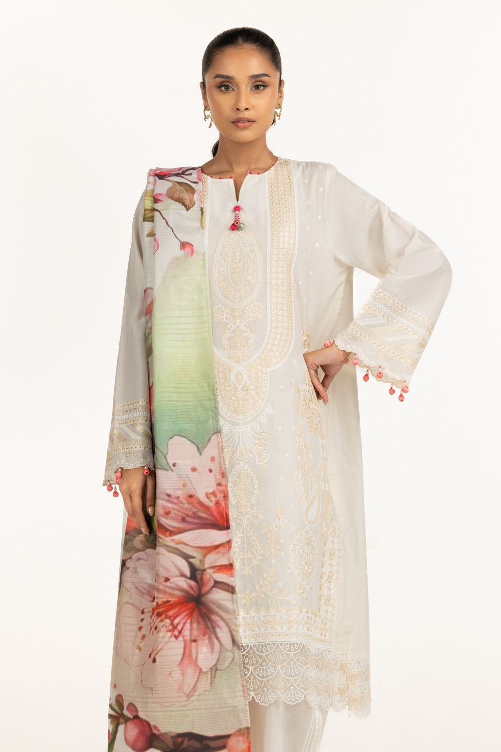3PC Lawn Embroidered Suit