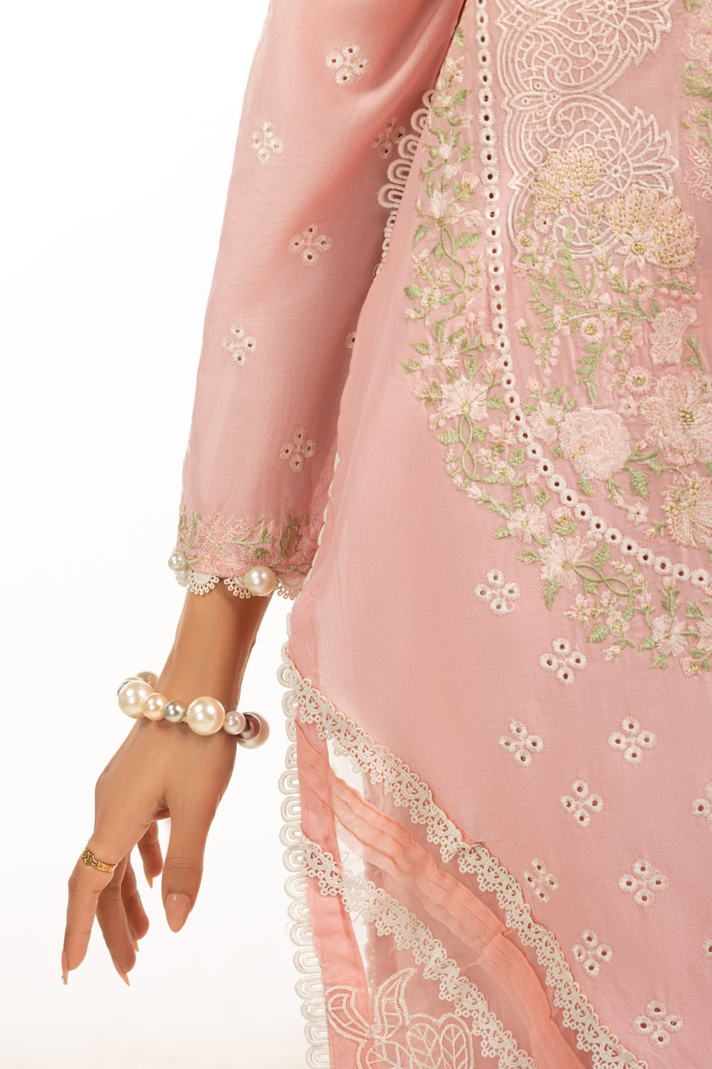 3PC Lawn Embroidered Suit