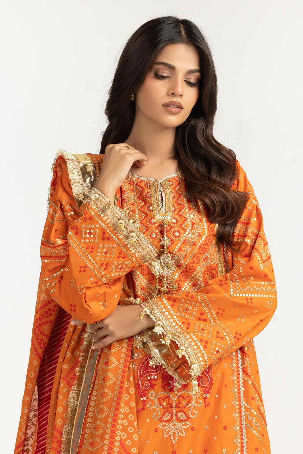 3Pc Lawn Embroidered Suit