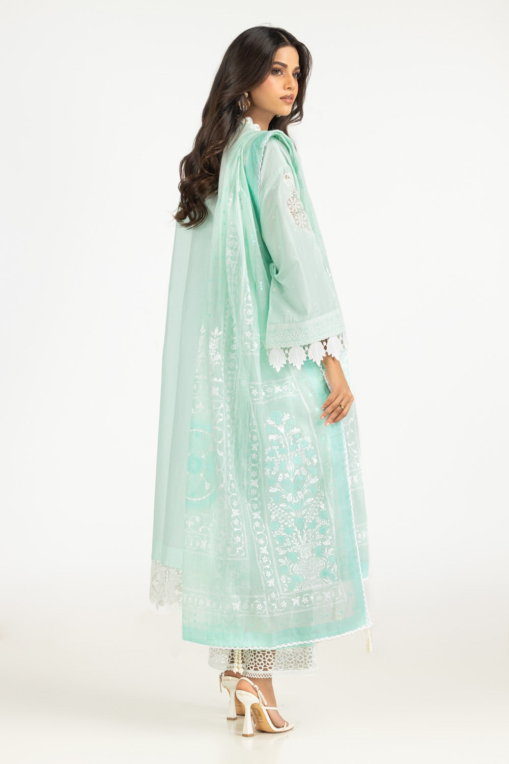 3PC Lawn Embroidered Suit
