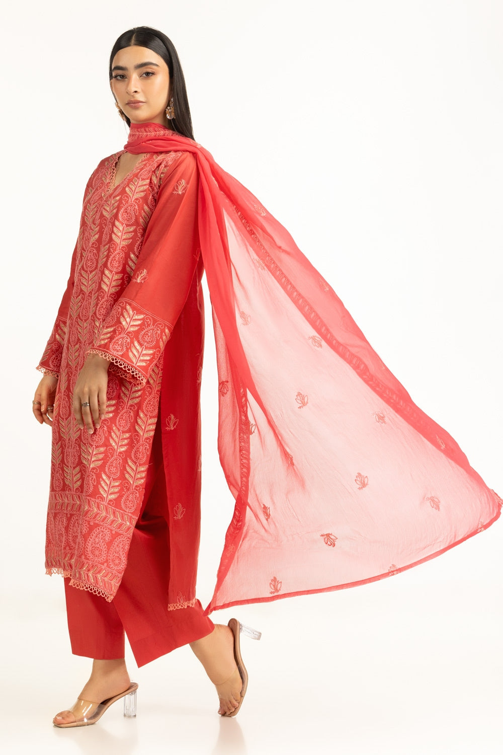 3Pc Lawn Embroidered Suit