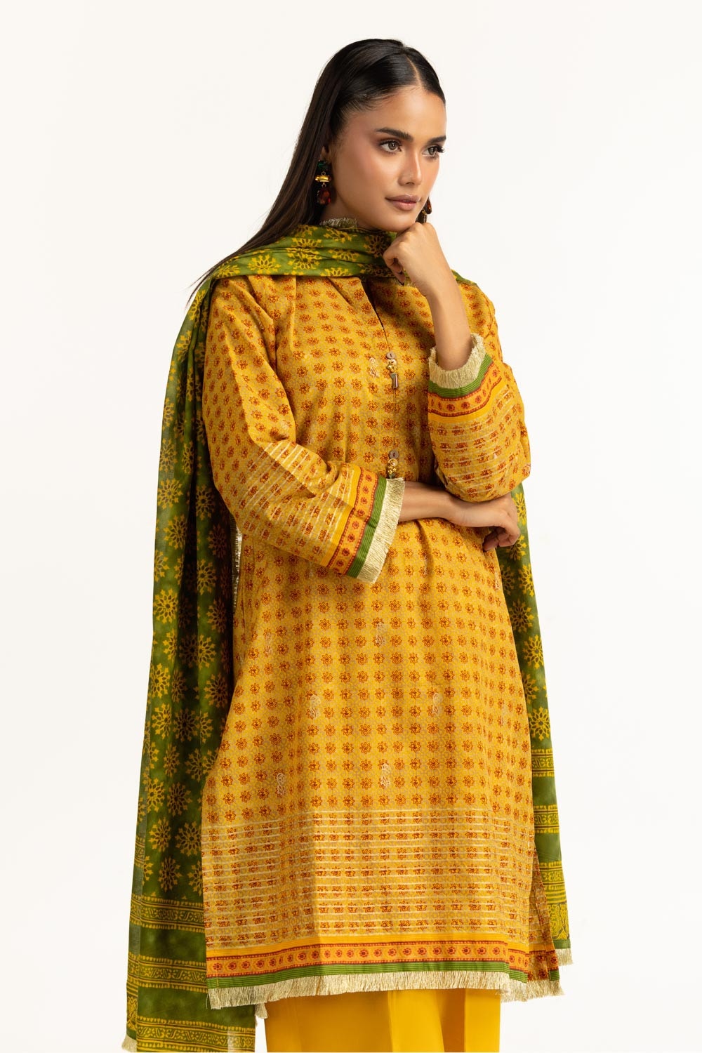 https://cdn.shopify.com/s/files/1/0706/3253/8159/files/3pc_lawn_gold_printed_suit_iustksd-804_mid.jpg?v=1758379182